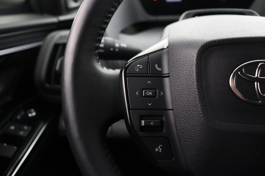 Toyota bZ4X vaihtoauto