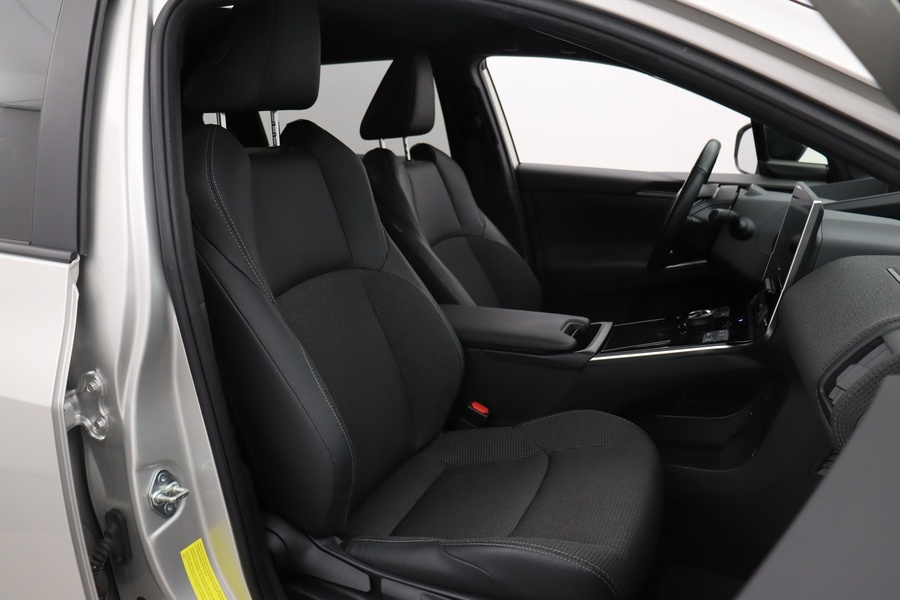 Toyota bZ4X vaihtoauto