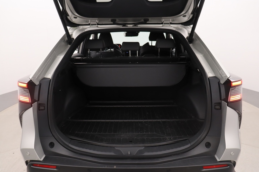 Toyota bZ4X vaihtoauto