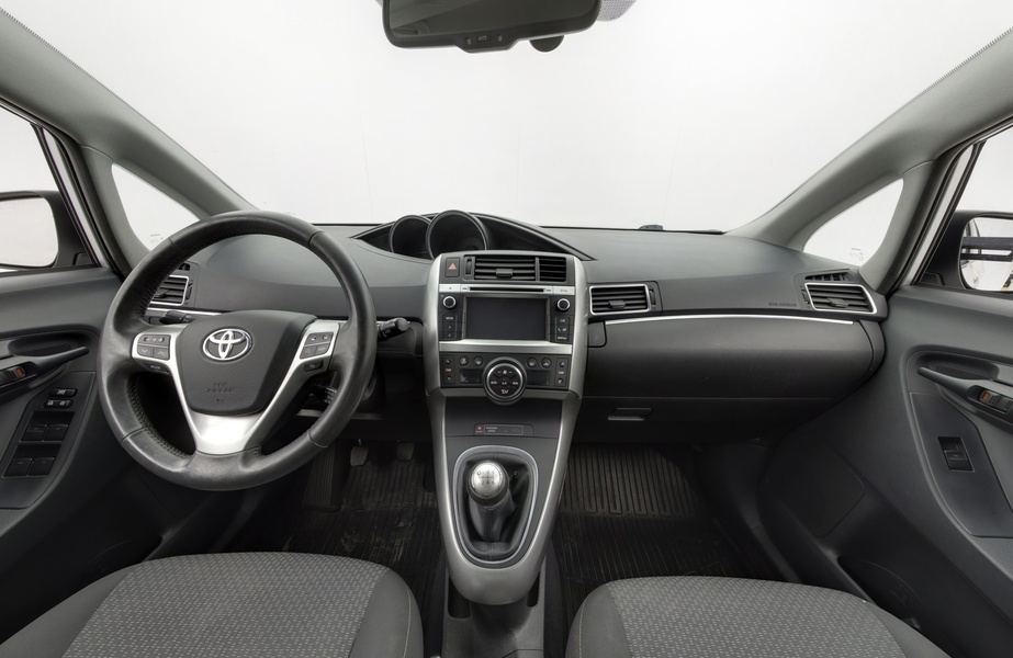 Toyota Verso vaihtoauto