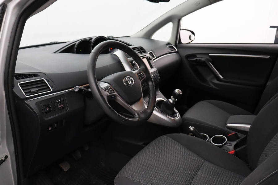 Toyota Verso vaihtoauto