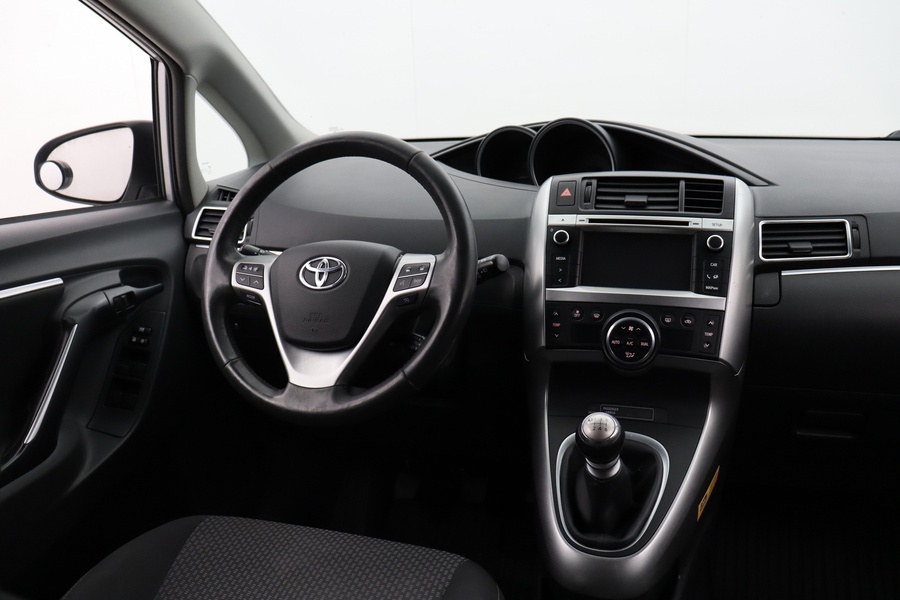 Toyota Verso vaihtoauto