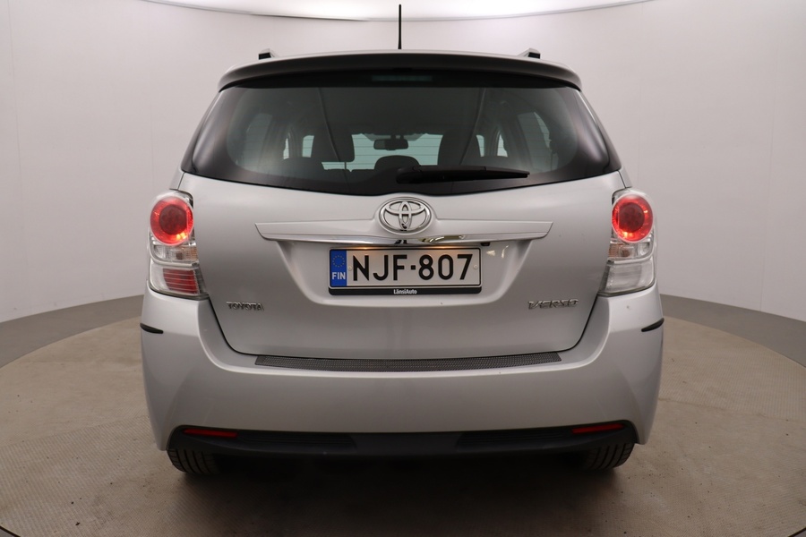 Toyota Verso vaihtoauto