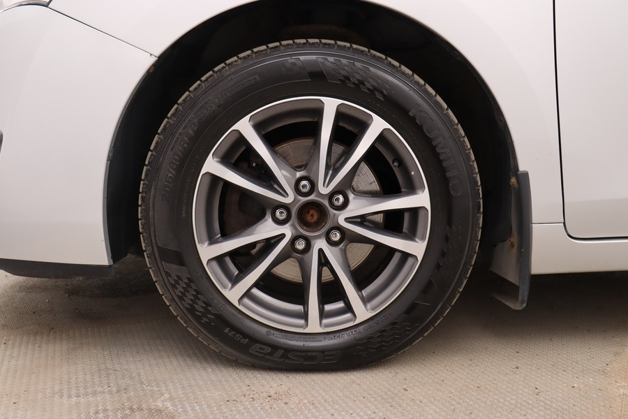 Toyota Verso vaihtoauto