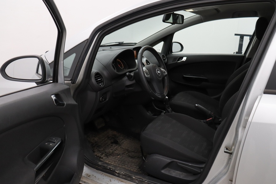 Opel Corsa vaihtoauto