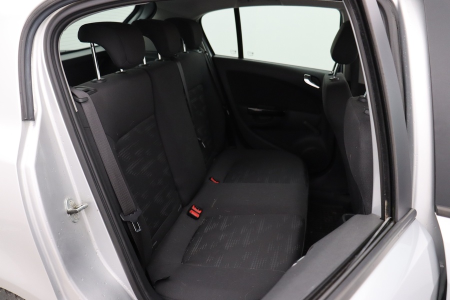 Opel Corsa vaihtoauto