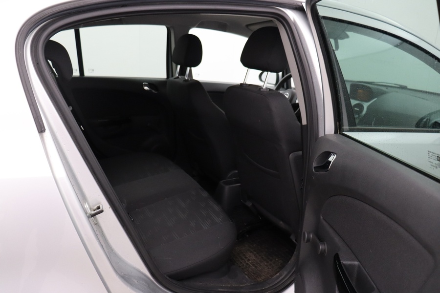 Opel Corsa vaihtoauto