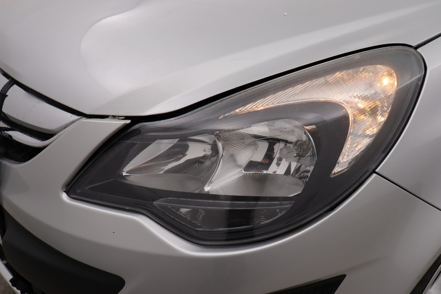 Opel Corsa vaihtoauto