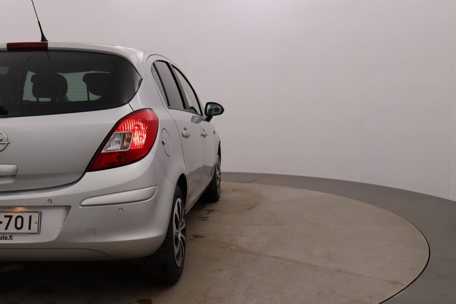 Opel Corsa vaihtoauto