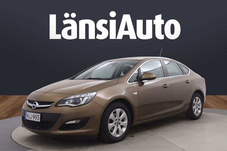 Opel Astra vaihtoauto