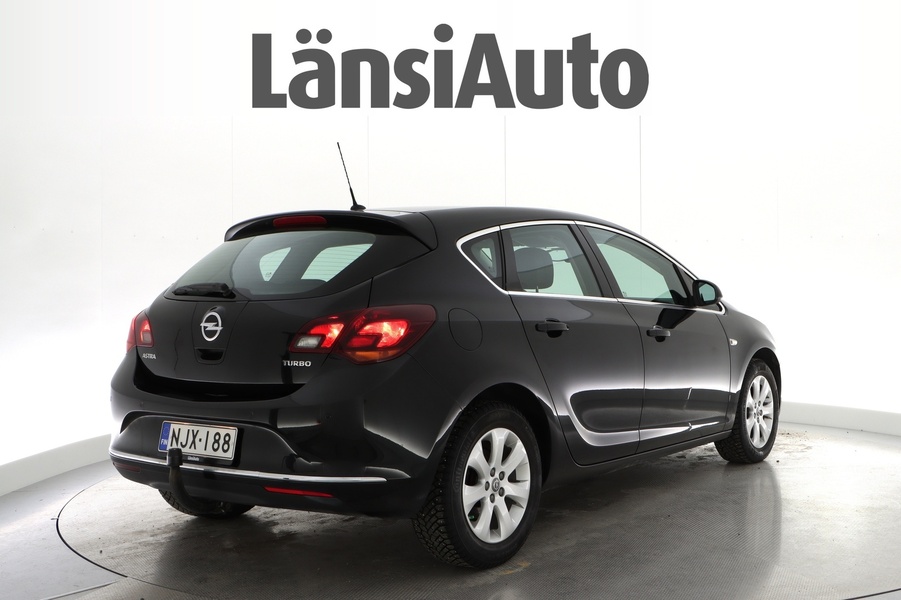 Opel Astra vaihtoauto