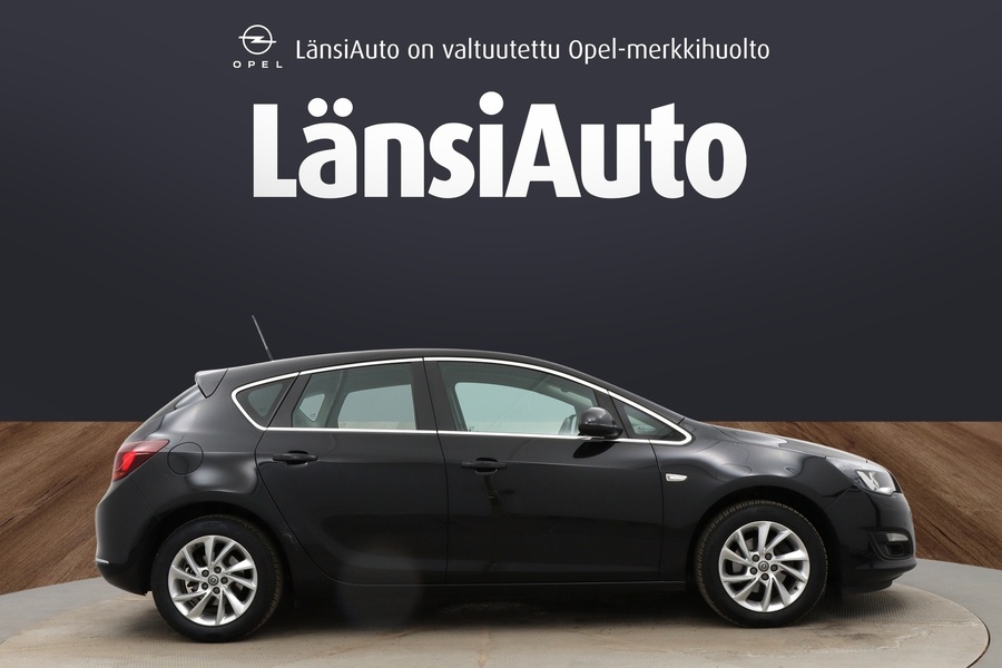 Opel Astra vaihtoauto