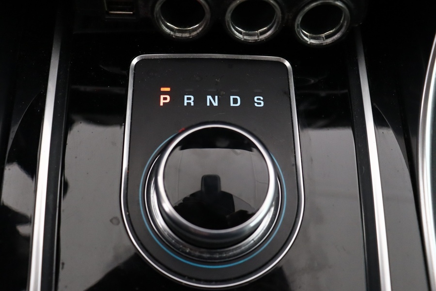 Jaguar XE vaihtoauto