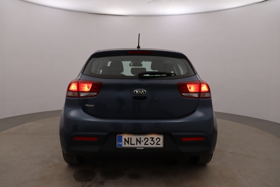 Kia Rio vaihtoauto