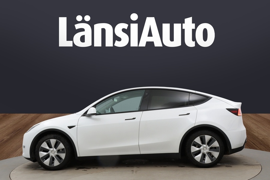 Tesla Model Y vaihtoauto