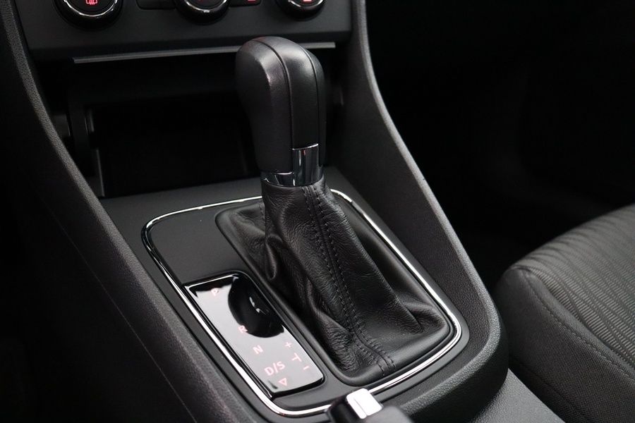 SEAT Leon vaihtoauto