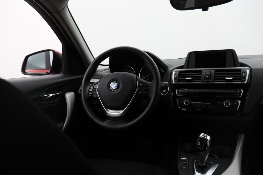 BMW 118 vaihtoauto