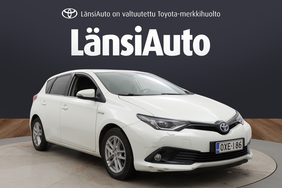 Toyota Auris vaihtoauto