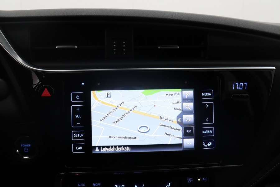 Toyota Auris vaihtoauto