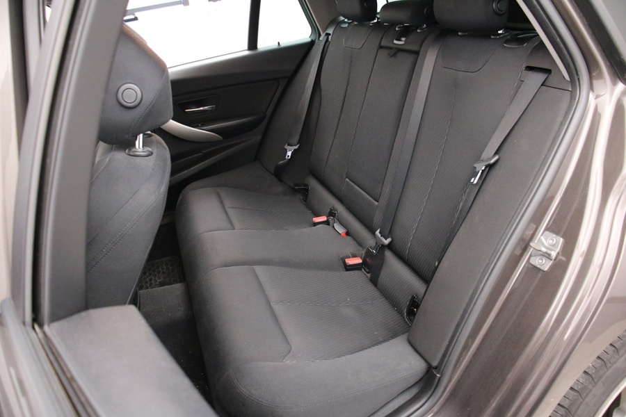 BMW 318 vaihtoauto