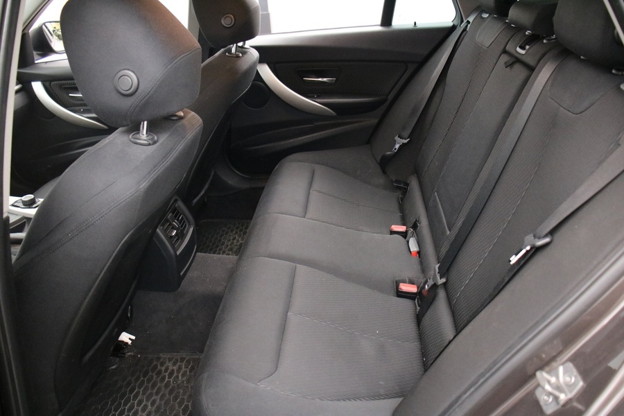 BMW 318 vaihtoauto