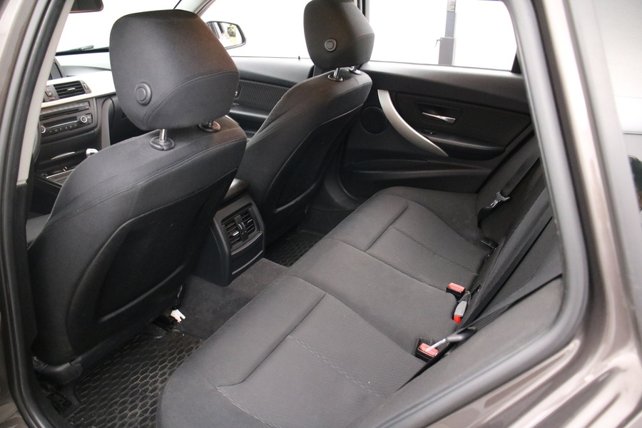 BMW 318 vaihtoauto