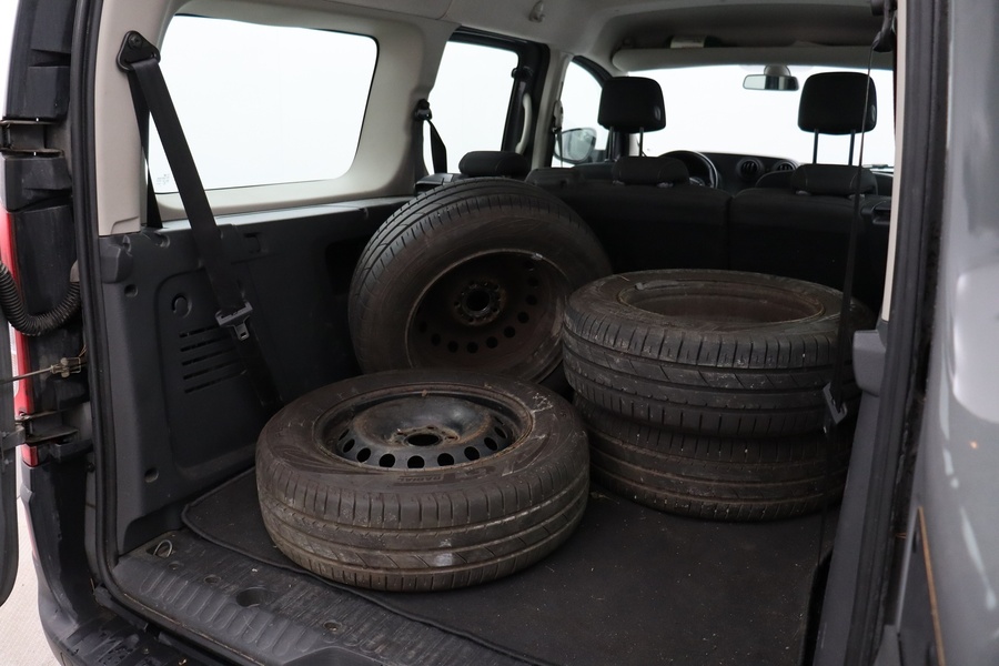 Mercedes-Benz Citan vaihtoauto