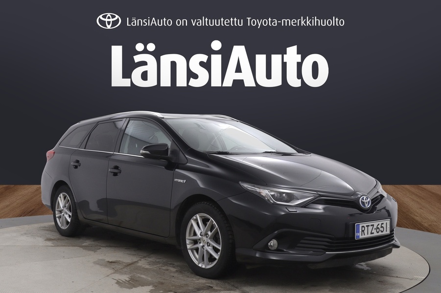 Toyota Auris vaihtoauto