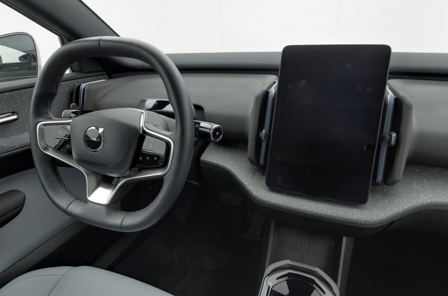 Volvo EX30 vaihtoauto