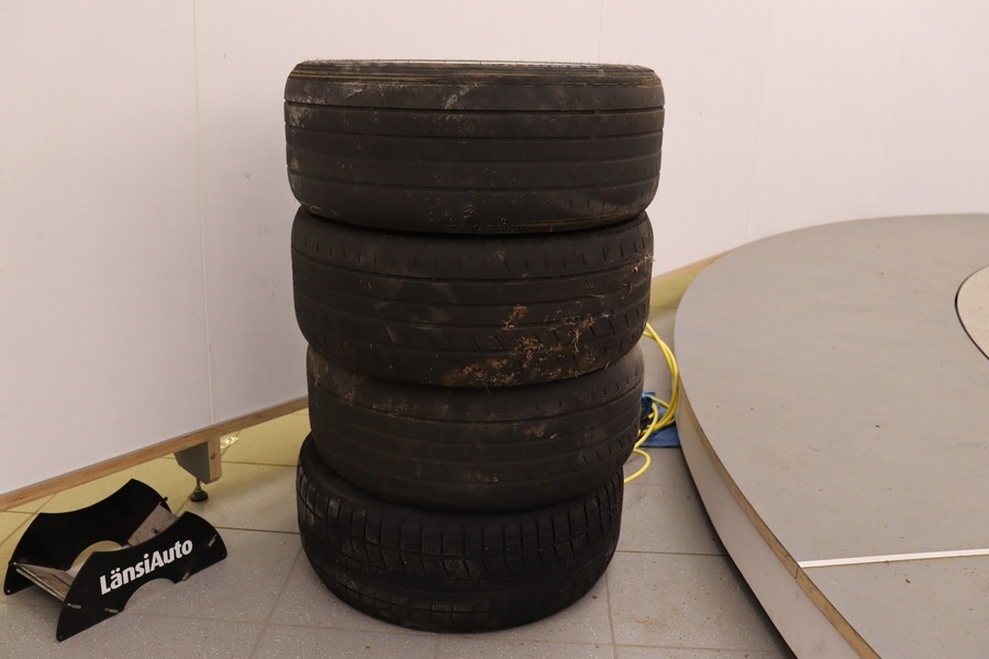 Volvo V60 vaihtoauto