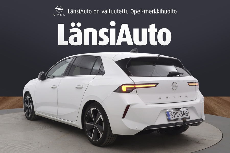 Opel Astra vaihtoauto