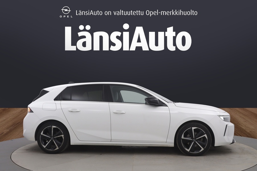 Opel Astra vaihtoauto