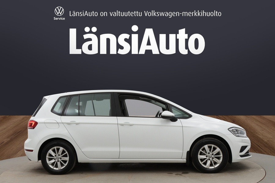 Volkswagen Golf Sportsvan vaihtoauto