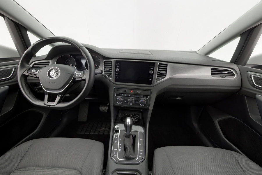 Volkswagen Golf Sportsvan vaihtoauto