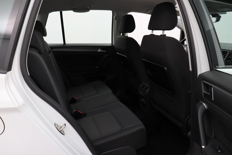 Volkswagen Golf Sportsvan vaihtoauto