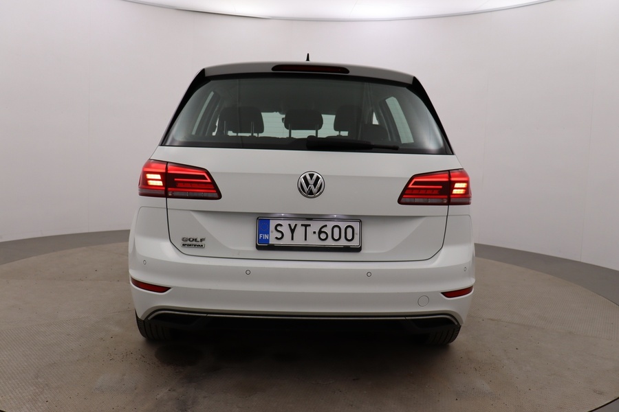Volkswagen Golf Sportsvan vaihtoauto