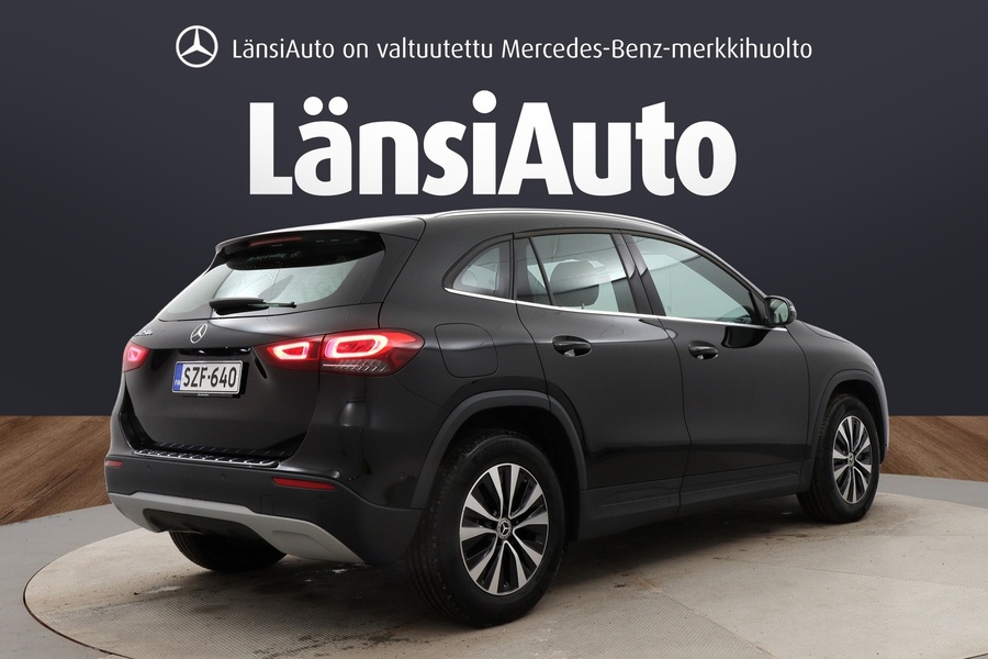Mercedes-Benz GLA vaihtoauto
