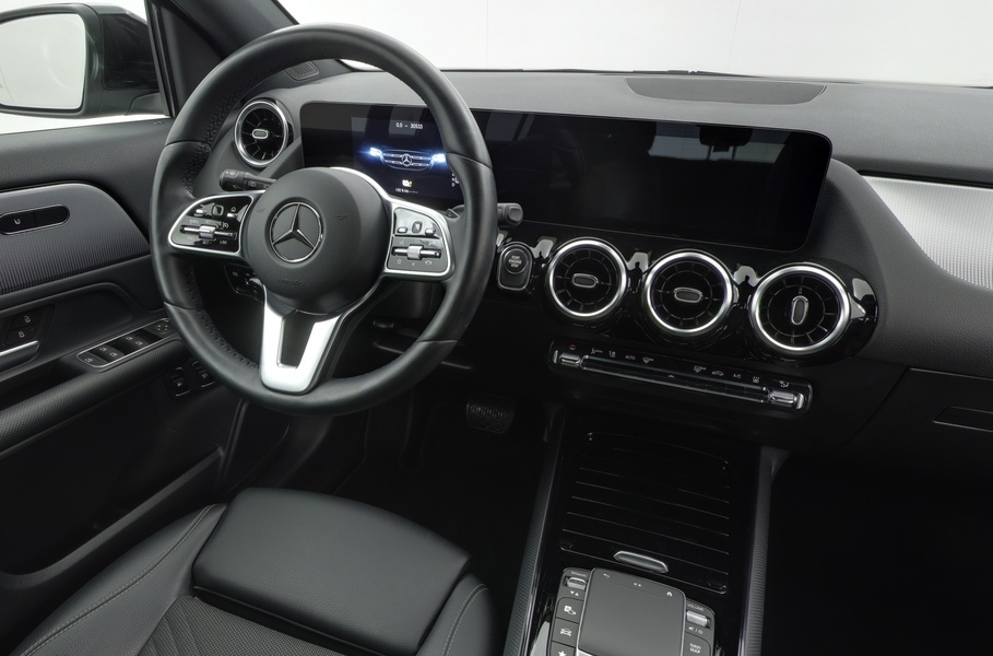 Mercedes-Benz GLA vaihtoauto