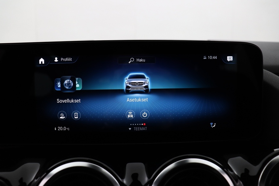 Mercedes-Benz GLA vaihtoauto