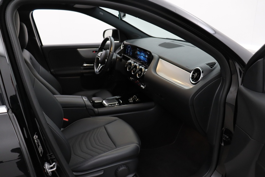 Mercedes-Benz GLA vaihtoauto