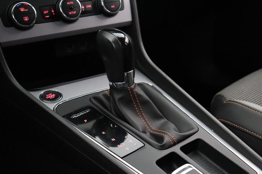 SEAT Leon X-Perience vaihtoauto