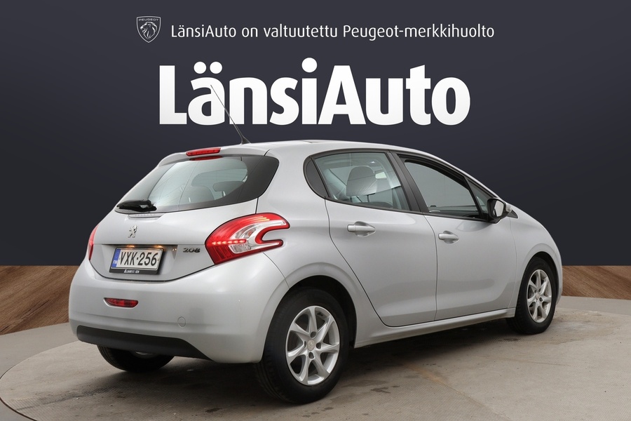 Peugeot 208 vaihtoauto