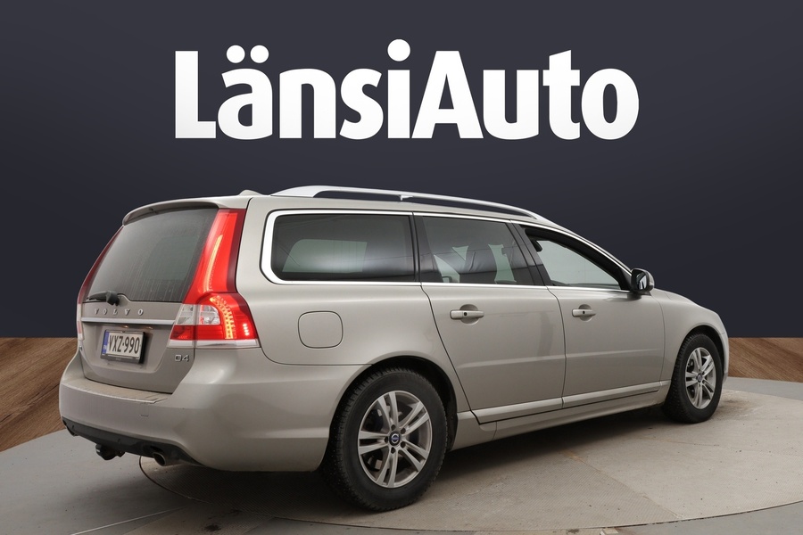 Volvo V70 vaihtoauto