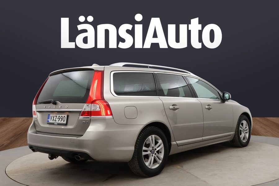 Volvo V70 vaihtoauto