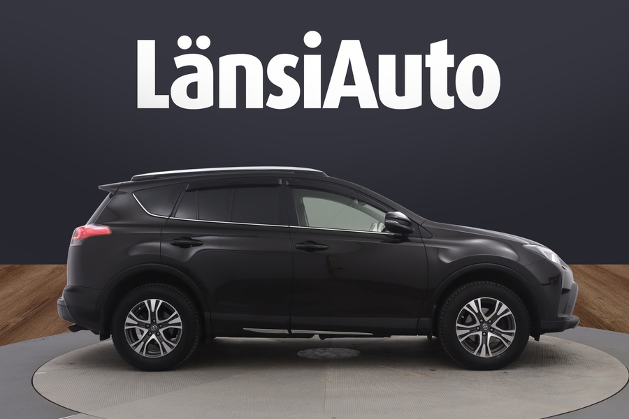 Toyota RAV4 vaihtoauto