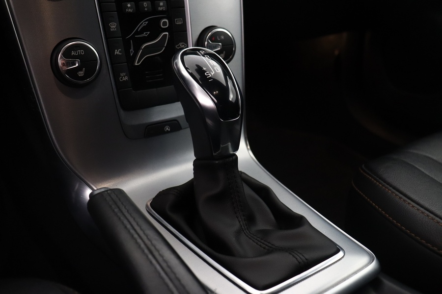 Volvo V40 Cross Country vaihtoauto