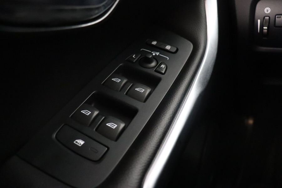 Volvo V40 Cross Country vaihtoauto