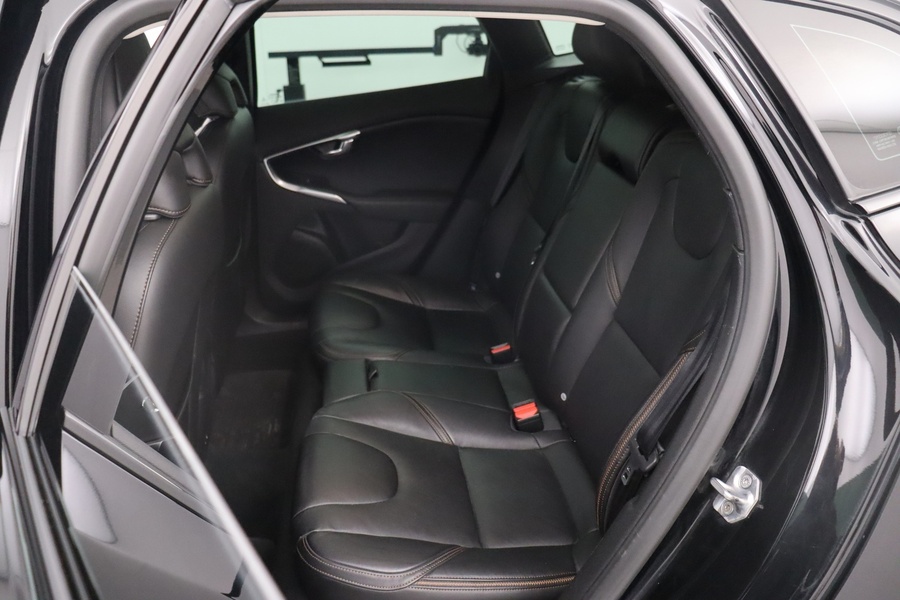 Volvo V40 Cross Country vaihtoauto