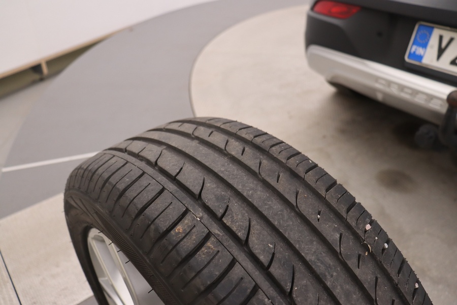 Volvo V40 Cross Country vaihtoauto