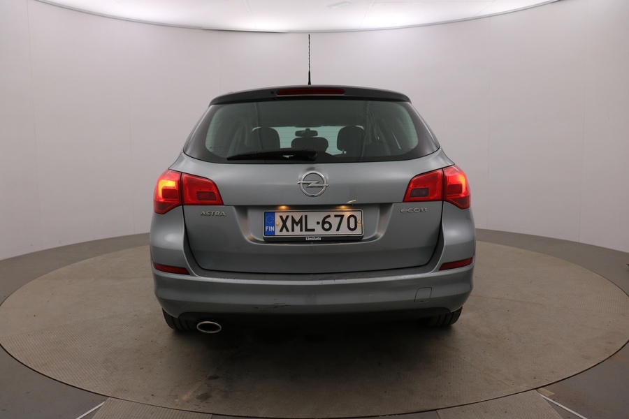 Opel Astra vaihtoauto